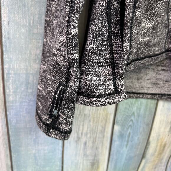 Lululemon Pullover Forever Endeavour Long Sleeve Size 10 Rush Jacquard Black Whi - Picture 3 of 13